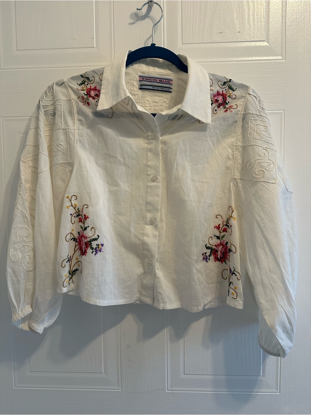 Kimchi Blue White Cropped Button-Up Blouse with Multicolor Floral Embroidery - Picture 1 of 2